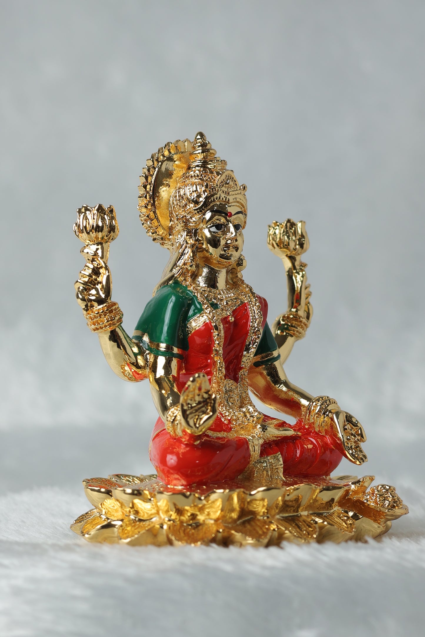 Gold Plated Laxmi Mata: Divine Elegance